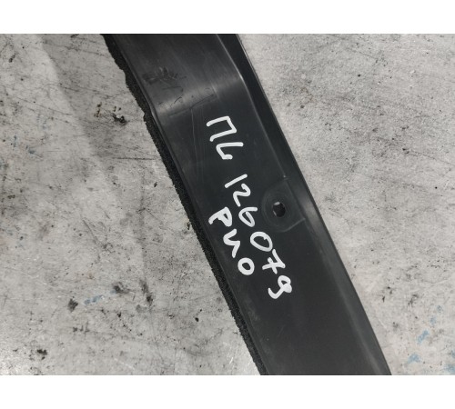 Пыльник крыла передний левый