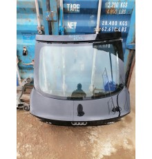 Крышка багажника со стеклом