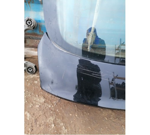 Крышка багажника со стеклом