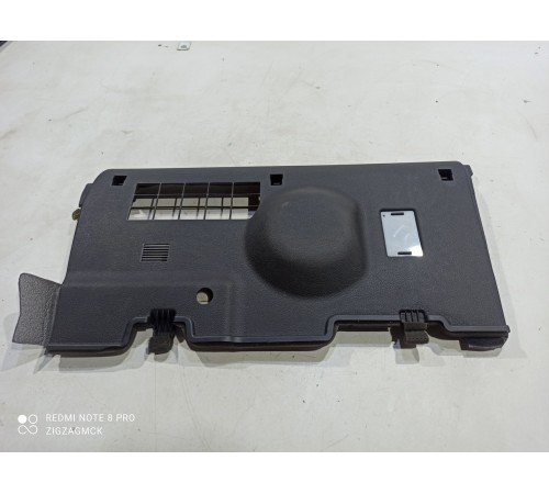 Накладка торпедо нижняя правая