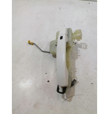 Ручка двери передняя левая с бесключевым доступом