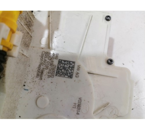 Замок двери задний левый