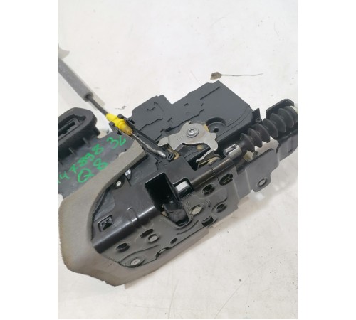 Замок двери задний левый