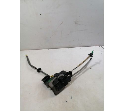 Замок двери задний левый