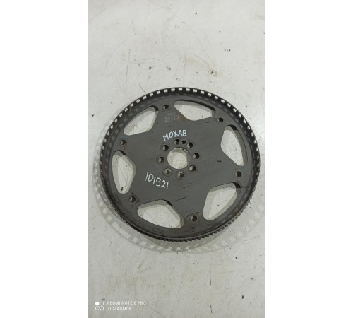 Маховик двигателя