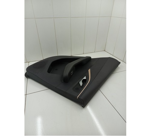 Обшивка двери задняя левая