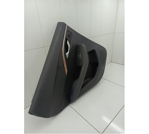 Обшивка двери задняя левая