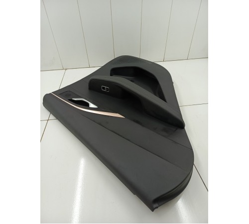 Обшивка двери задняя левая