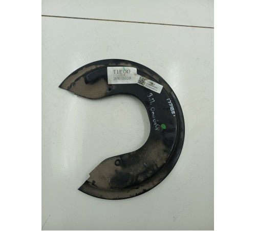 Кожух пыльник тормозного диска задний правый