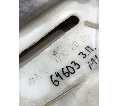 Обшивка стойки (задняя, правая)