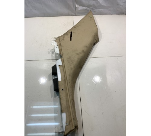 Обшивка стойки (задняя, правая)