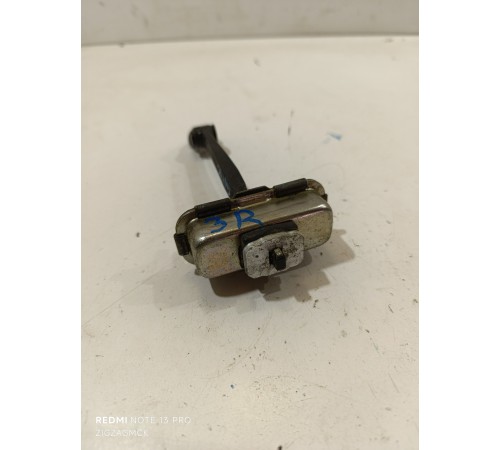 Ограничитель двери задний правый