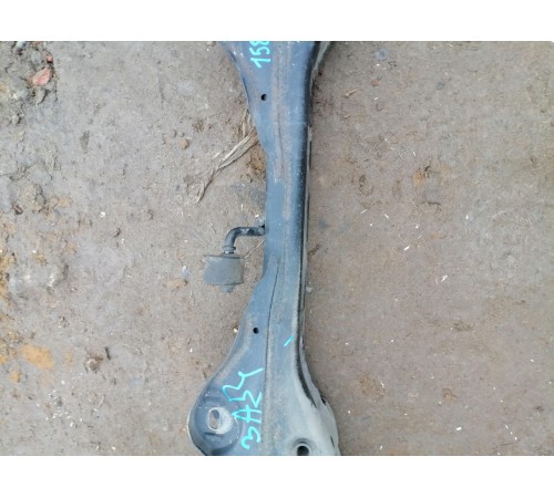 Балка подвески задняя , подрамник