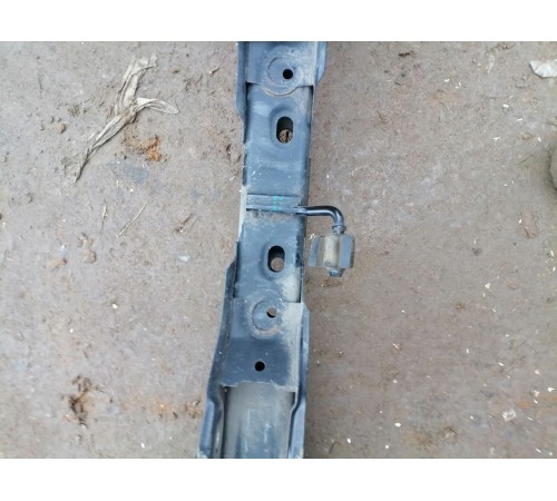 Балка подвески задняя , подрамник