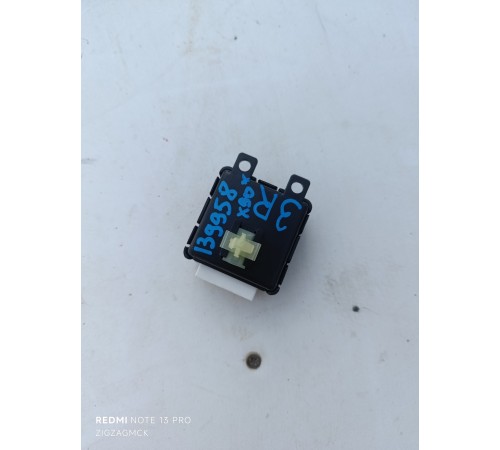 Блок управления заднего сиденья