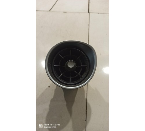 Воздушный дефлектор левый