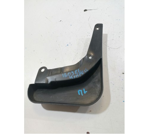 Брызговик передний левый