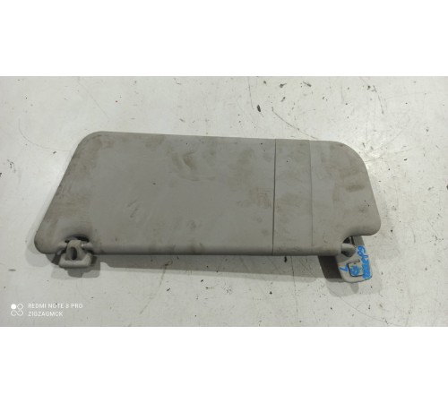 Солнцезащитный козырёк (левый)