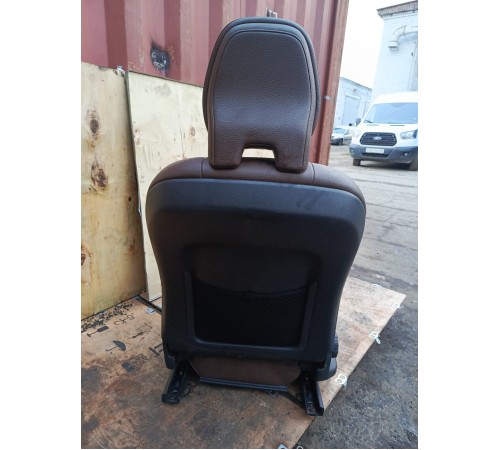 Сиденье переднее правое