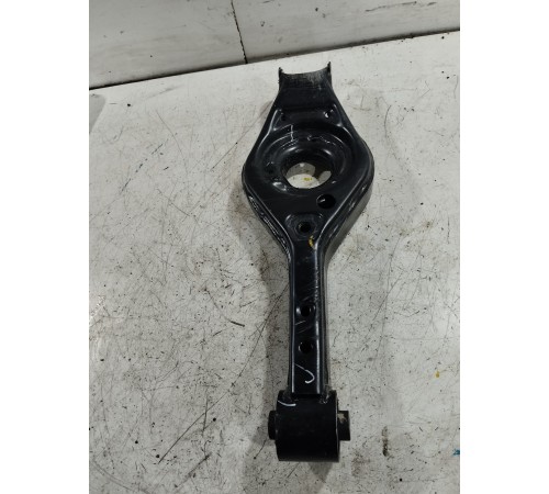 Рычаг подвески задний правый нижний