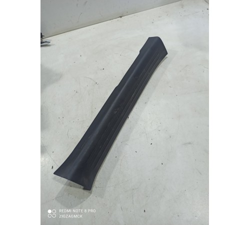 Накладка порога (передняя левая)