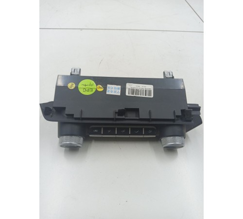 Блок управления климатом передний