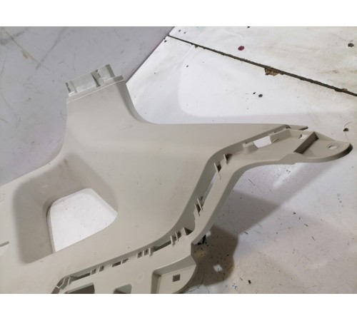 Обшивка стойки задняя правая