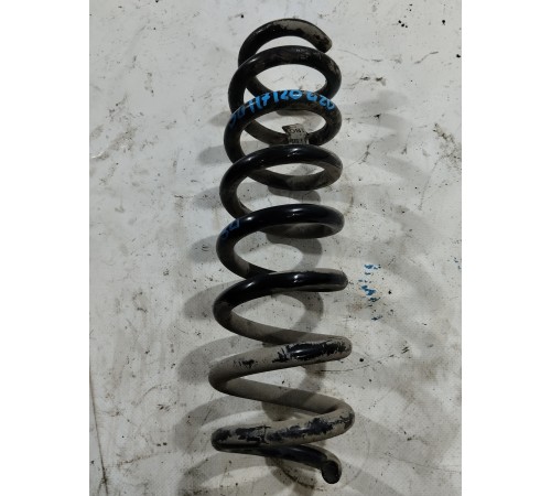 Пружина подвески задняя левая