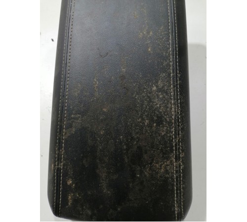 Верхняя крышка центральной консоли