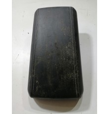 Верхняя крышка центральной консоли