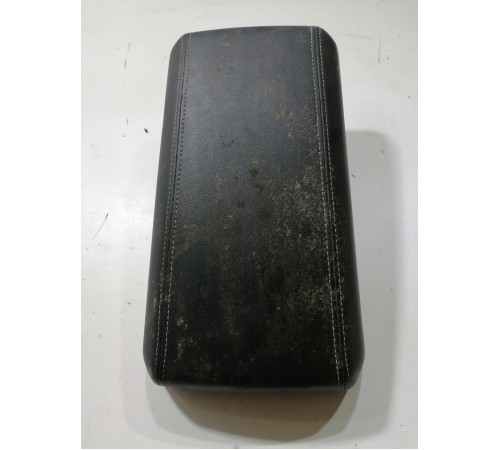 Верхняя крышка центральной консоли