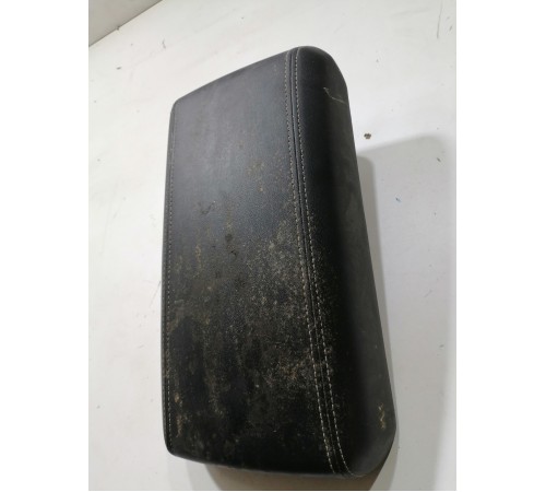 Верхняя крышка центральной консоли