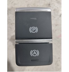 Кнопка стояночного тормоза