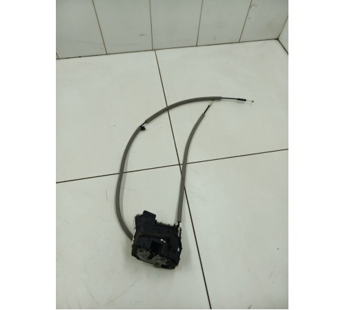 Замок двери задний левый