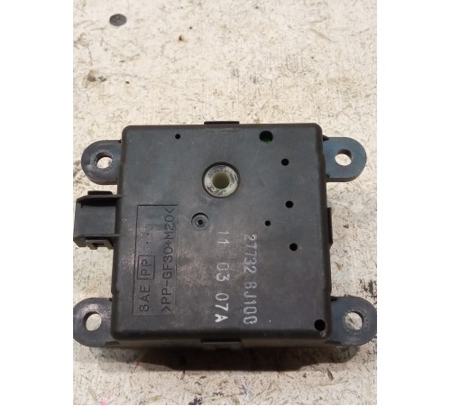 Моторчик привода заслонок отопителя