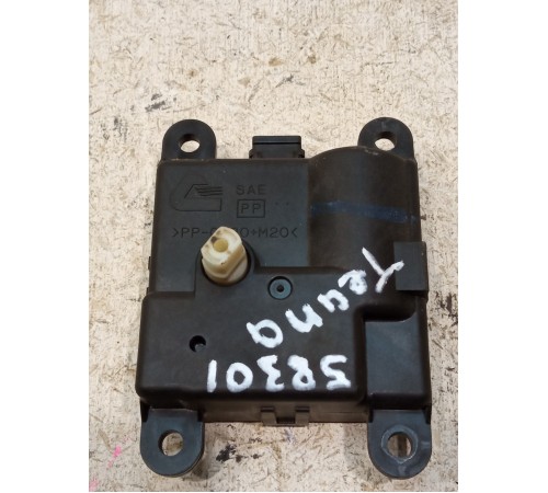 Моторчик привода заслонок отопителя