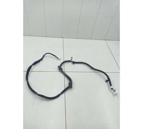 Электропроводка двери багажника