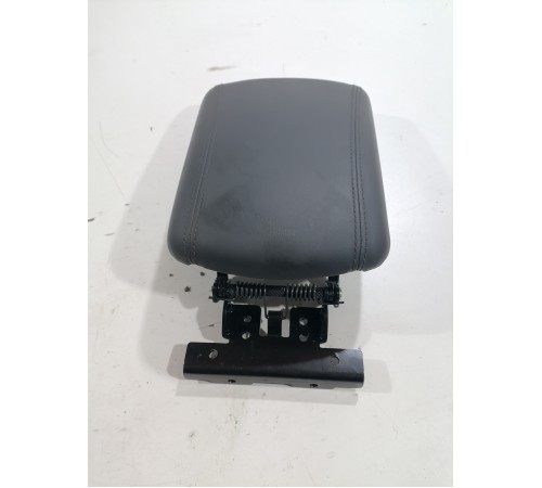 Подлокотник