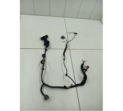 Электропроводка двери передняя правая