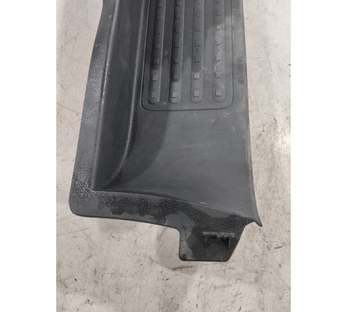 Накладка ступени передняя правая