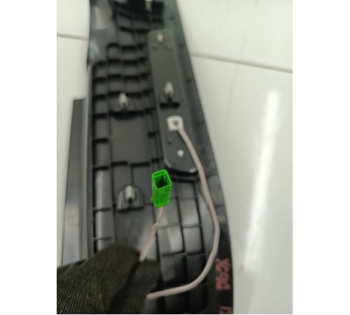 Накладка порога задняя левая