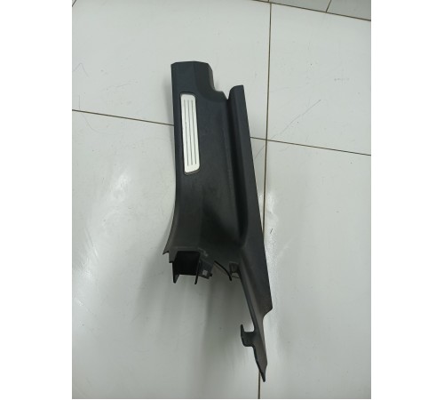 Накладка порога задняя левая