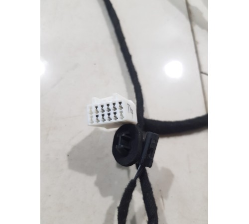 Электропроводка двери задняя правая