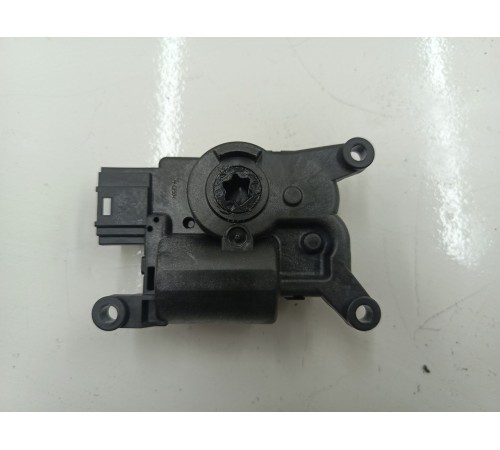 Моторчик привода заслонок отопителя