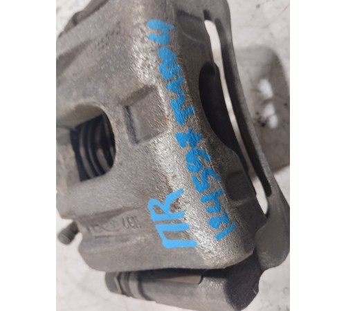 Суппорт передний правый