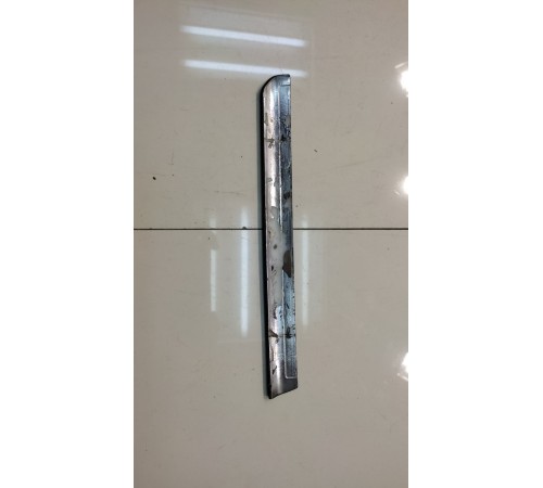 Накладка передней решётки бампера (левая, нижняя)