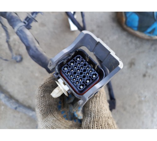 Электропроводка подкапотная с монтажным блоком