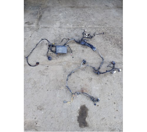 Электропроводка подкапотная с монтажным блоком