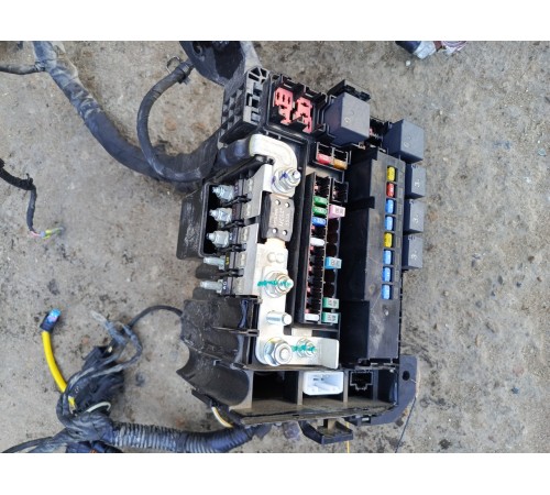 Электропроводка подкапотная с монтажным блоком