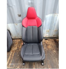 Сиденье переднее левое